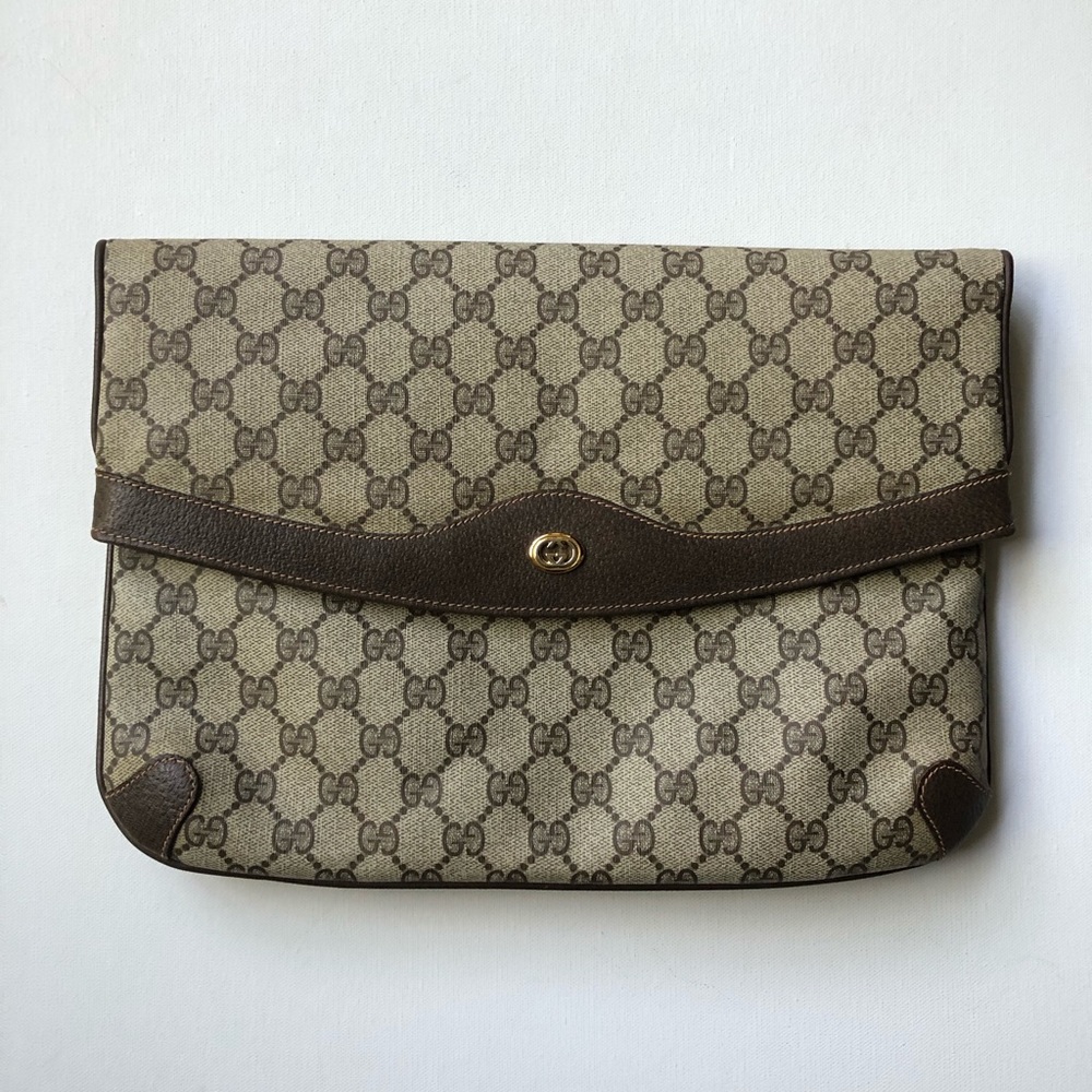 Authentic Gucci pouch